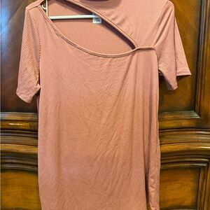 NEW! Bibi Women’s Pink Asymmetrical Top size medium